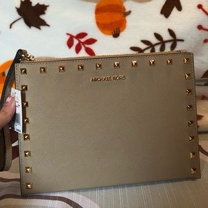 Michael Kors leather wristlet